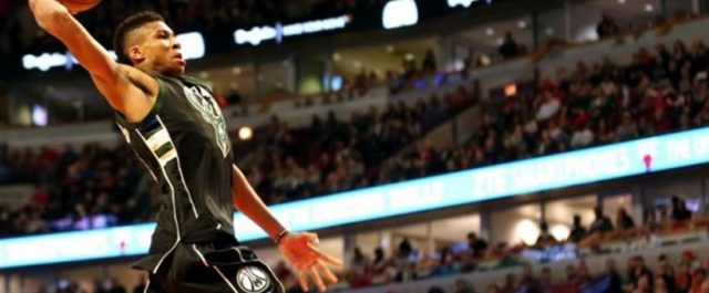 Προπονητής των Suns: Τρομερός αθλητής ο Αντετοκούμπο