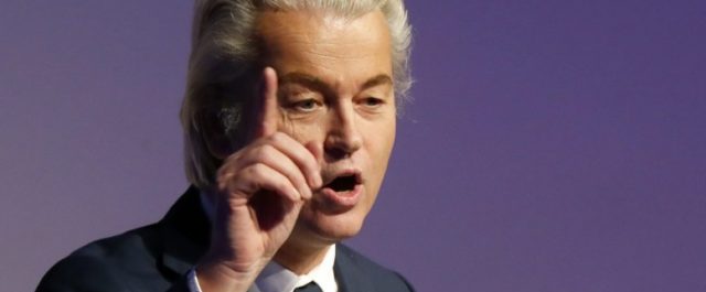 Βίλντερς: Ο επικίνδυνος ακροδεξιός με το μαλλί αλά Τραμπ απειλεί να αλώσει την Ολλανδία