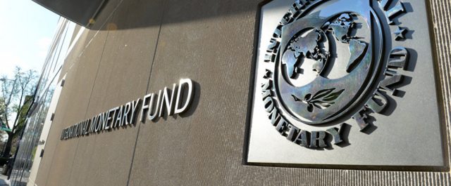 Η ώρα του ΔΝΤ- Στο μικροσκόπιο τα σενάρια Βελκουλέσκου για την Ελλάδα