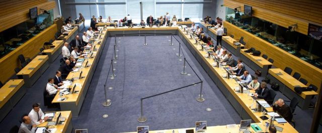 Eurogroup: Αγορά εργασίας και δημοσιονομικά τα εκκρεμή ζητήματα της αξιολόγησης