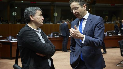 Eurogroup- ενημέρωση: Έκτακτη συνάντηση Τσακαλώτου με Θεσμούς