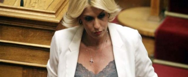 Άννα Καραμανλή κατά Βερύκιου- Την κατηγόρησε ότι εξακολουθεί να πληρώνεται από την ΕΡΤ