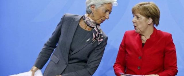 Le Monde: Το μέλλον της Ελλάδας κρίνεται στη συνάντηση Μέρκελ- Λαγκάρντ