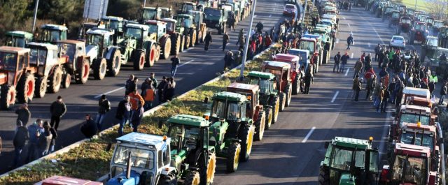 Στη Νίκαια οι αγρότες αποφασίζουν για τις κινητοποιήσεις