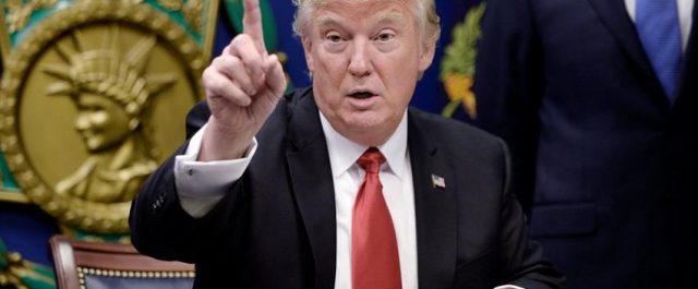 “Έκρηξη” Τραμπ κατά Εφετείου ΗΠΑ για το διάταγμα: “Η ασφάλεια του Έθνους κινδυνεύει”