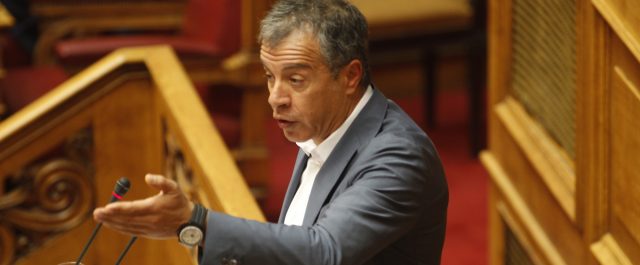 Άκυρο από ΔΗΣΥ-Ποτάμι, γιατί δεν μίλησε ο Θεοδωράκης