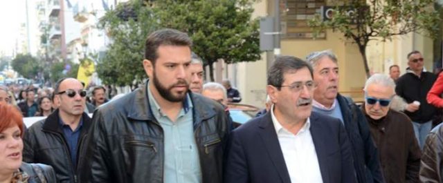 Αθωώθηκε ο δήμαρχος Πατρέων στη δίκη μετά από μήνυση της Χρυσής Αυγής