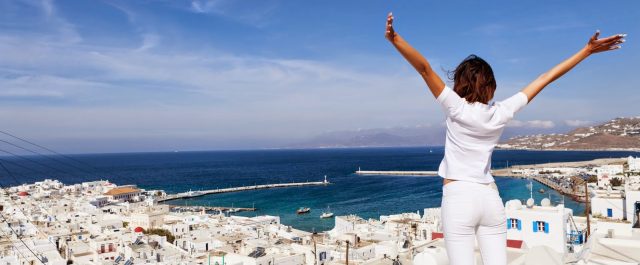 Deutsche Welle: Οι Γερμανοί tour operators προβλέπουν χρονιά- ρεκόρ στον τουρισμό