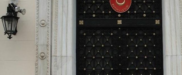 Αυξημένη φύλαξη σε τουρκικούς στόχους