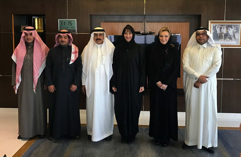 Ποιες γυναίκες πολιτικοί φόρεσαν και ποιες όχι μαντήλα και χιτζάμπ στην Σ. Αραβία [εικόνες]