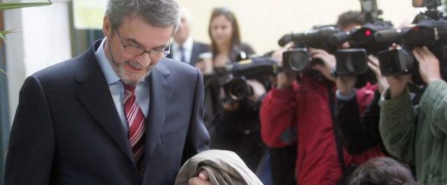 Νέο ένταλμα σύλληψης για Χριστοφοράκο ενόψει της δίκης της Siemens