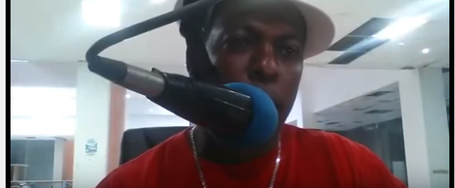 Η στιγμή της δολοφονίας δύο δημοσιογράφων που έκαναν ραδιοφωνική εκπομπή