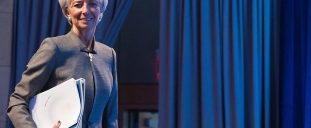 “Στροφή” Λαγκάρντ; : Το χρέος μπορεί να μειωθεί χωρίς κούρεμα