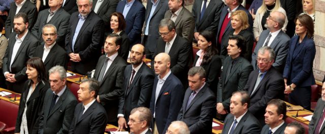 Αφορολόγητο έως και το 77% του εισοδήματος των βουλευτών [παραδείγματα]