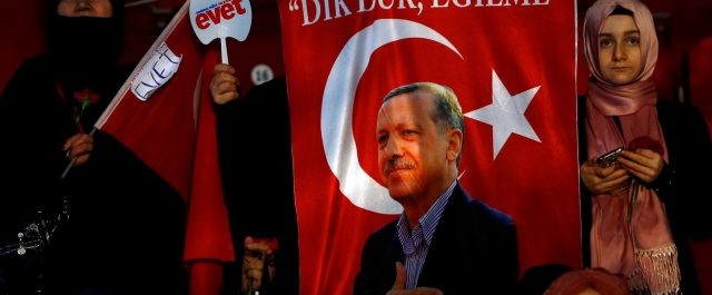 Die Welt: Μυστική συμφωνία Ερντογάν, Μέρκελ, Ρούτε για τους πρόσφυγες