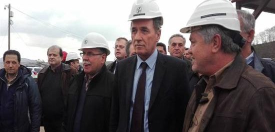 Σταθάκης: Ενώπιον δύσκολων αποφάσεων, η κυβέρνηση θα στηρίξει τη ΔΕΗ