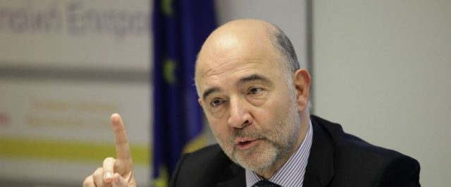 Μοσκοβισί: Η Κομισιόν στηρίζει την επαναφορά των συλλογικών διαπραγματεύσεων