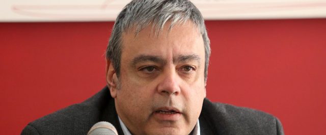 Βερναρδάκης: Συνεργασία με το ΠΑΣΟΚ εάν απεξαρτηθεί από νεοφιλελεύθερο παρελθόν και διαπλοκή