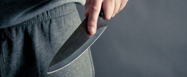 Πως γλίτωσαν ο 18χρονος και η 13χρονη από την επίθεση μανιακού με μαχαίρι στη Λαμία