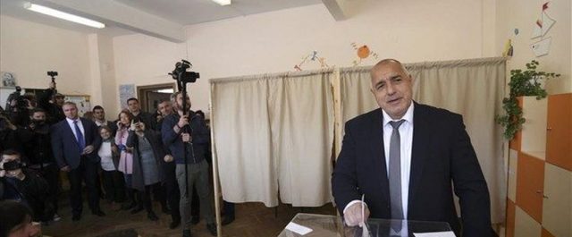 Νίκη Μπορίσοφ στις βουλγαρικές εκλογές- Εύθραυστος ο νέος κυβερνητικός συνασπισμός