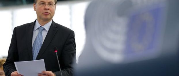 Ντομπρόφσκις: Κοινό μας συμφέρον το κλείσιμο της αξιολόγησης άμεσα