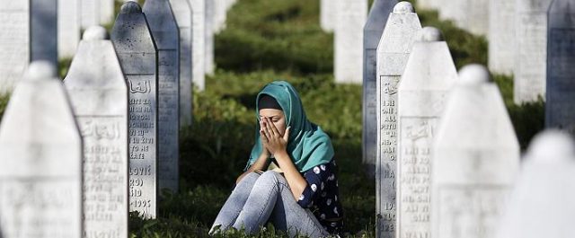 Σταύρος Τζίμας: Τι συνέβη με τους Ολλανδούς στη Σρεμπρένιτσα και γιατί τη θυμήθηκε τώρα ο Ερντογάν