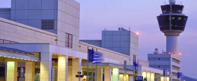 Στα 12 ευρώ το “σπατόσημο” για όλα τα αεροδρόμια και προορισμούς – Καταβολή από 2 ετών και άνω