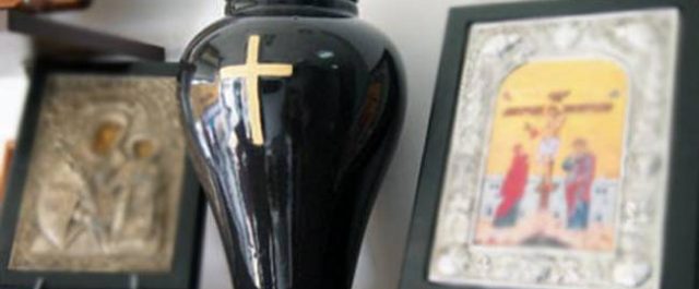 Καύση νεκρών: Τρεις απόψεις για μια συζήτηση που έχει αρχίσει…