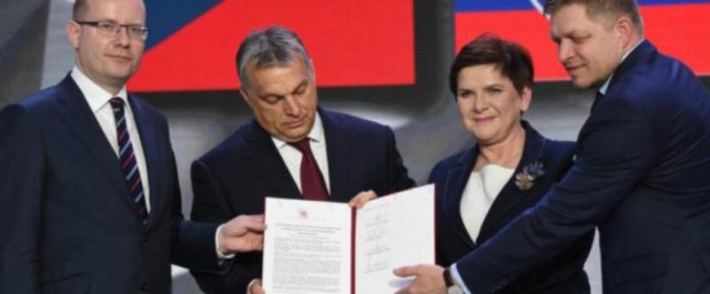 Ομάδα Βίζεγκραντ και Αυστρία δεν δέχονται πρόσφυγες- “Στον αέρα” η συμφωνία των “27”