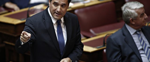 Άναψαν τα αίματα στη Βουλή – Το καυστικό σχόλιο του Αλ. Τσίπρα προς τον Γεωργιάδη