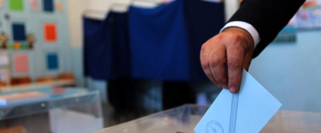 Pulse: Προβάδισμα 13 μονάδων της ΝΔ