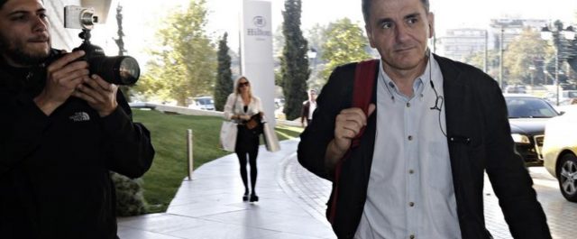 Μέτρα και αντίμετρα “βάζουν φωτιά” στην αξιολόγηση