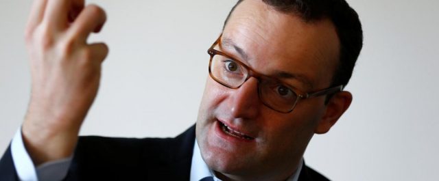 Γερμανός υφ. Οικ: Αν καθένας μετακινηθεί λίγο θα έχουμε συμβιβασμό