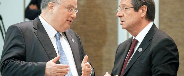Κοτζιάς στη Λευκωσία: Βασική προϋπόθεση να λύσουμε το θέμα της παράνομης κατοχής