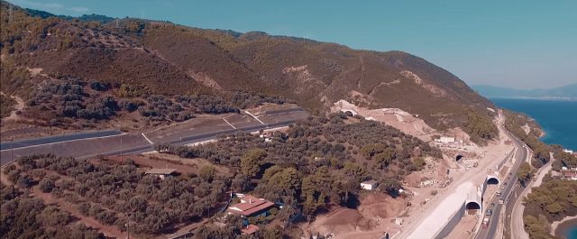 Στην κυκλοφορία οι σήραγγες στην περιοχή Παναγοπούλας της Ολυμπίας Οδού