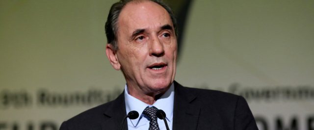 Ο Γ. Σταθάκης ενσωματώνεται στη διαπραγματευτική ομάδα στις Βρυξέλλες