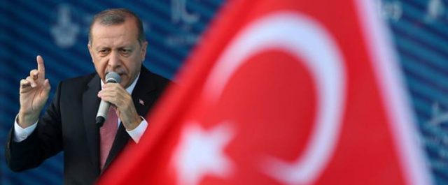 Πρώην διευθυντής Zaman: Κάτι “στήνει” η MIT στην Ελλάδα;