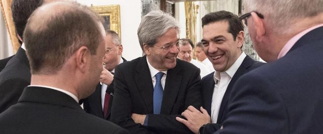 Ευρωσοσιαλιστές υπέρ Τσίπρα στα εργασιακά με αιχμές κατά ΔΝΤ
