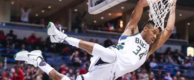 Οι 28 μαγικοί πόντοι του Αντετοκούμπο στο “break” των Μπακς στο Τορόντο