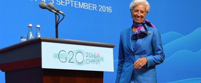 Λαγκάρντ: Απαράβατος όρος το χρέος για συμμετοχή στο ελληνικό πρόγραμμα