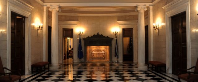 Συμφωνία έως την Κυριακή εκτιμούν κυβερνητικές πηγές