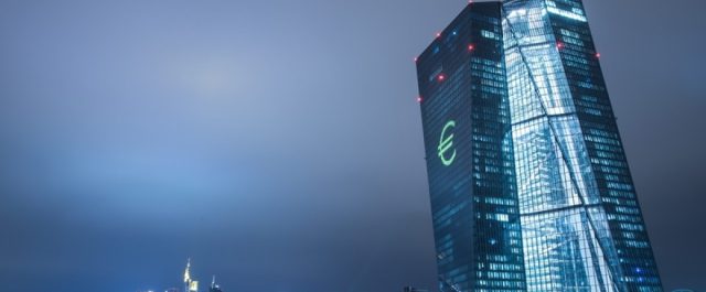 DW: Να γιατί το Βερολίνο “μισεί” τον Ντράγκι- Πόσα έχασαν οι Γερμανοί από τη μείωση επιτοκίων