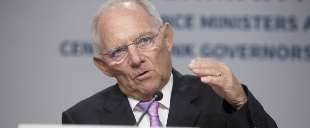 Σόϊμπλε: Η αξιολόγηση μπορεί να κλείσει στις 22 Μαϊου εφόσον η Ελλάδα τηρήσει τα συμφωνηθέντα