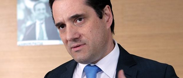 Γεωργιάδης: Δεν έχω να μοιράσω τίποτε με την κ. Παπακώστα