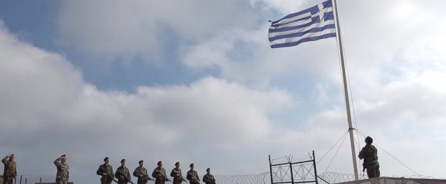 Έμμεση απάντηση Καμμένου στην Τουρκία με έπαρση σημαίας στο Αγαθονήσι [εικόνες]