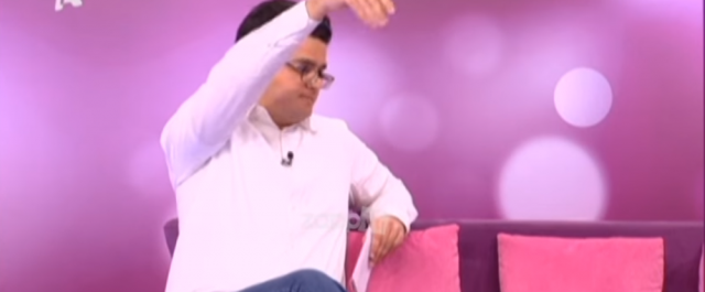 Εξοργιστικό περιστατικό στην εκπομπή της Βίκυς Χατζηβασιλείου- Ο χειρισμός της παρουσιάστριας (ΒΙΝΤΕΟ)