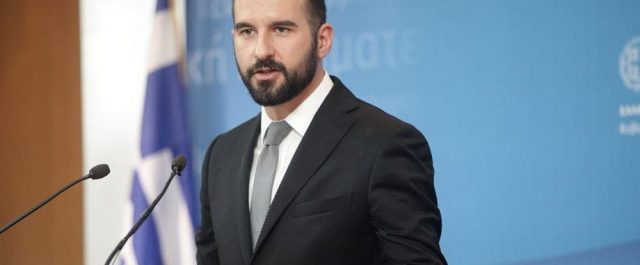 Τζανακόπουλος: “Επικεφαλής παραθρησκευτικής σέχτας ο Μητσοτάκης”