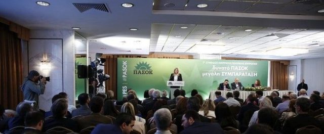 Επεισοδιακή συνεδρίαση της Κ.Ε του ΠΑΣΟΚ- Κόντρα Γεννηματά- Ανδρουλάκη