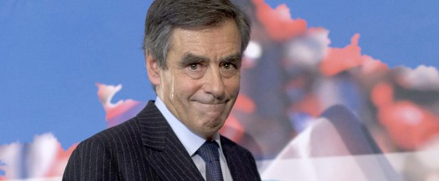 Φιγιόν: Η Γαλλία είναι σε πτώχευση, μπορεί να καταρρεύσει όπως η Πορτογαλία, Ισπανία, Ιταλία, Ελλάδα