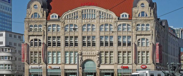 Γερμανικό δικαστήριο ακυρώνει μνημονιακές περικοπές Ελλήνων δασκάλων